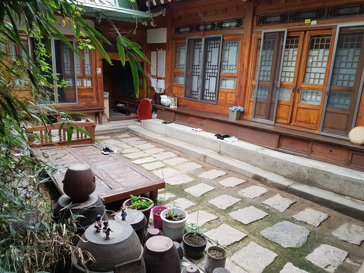 Gongsimga Hanok Guesthouse Сеул Екстер'єр фото