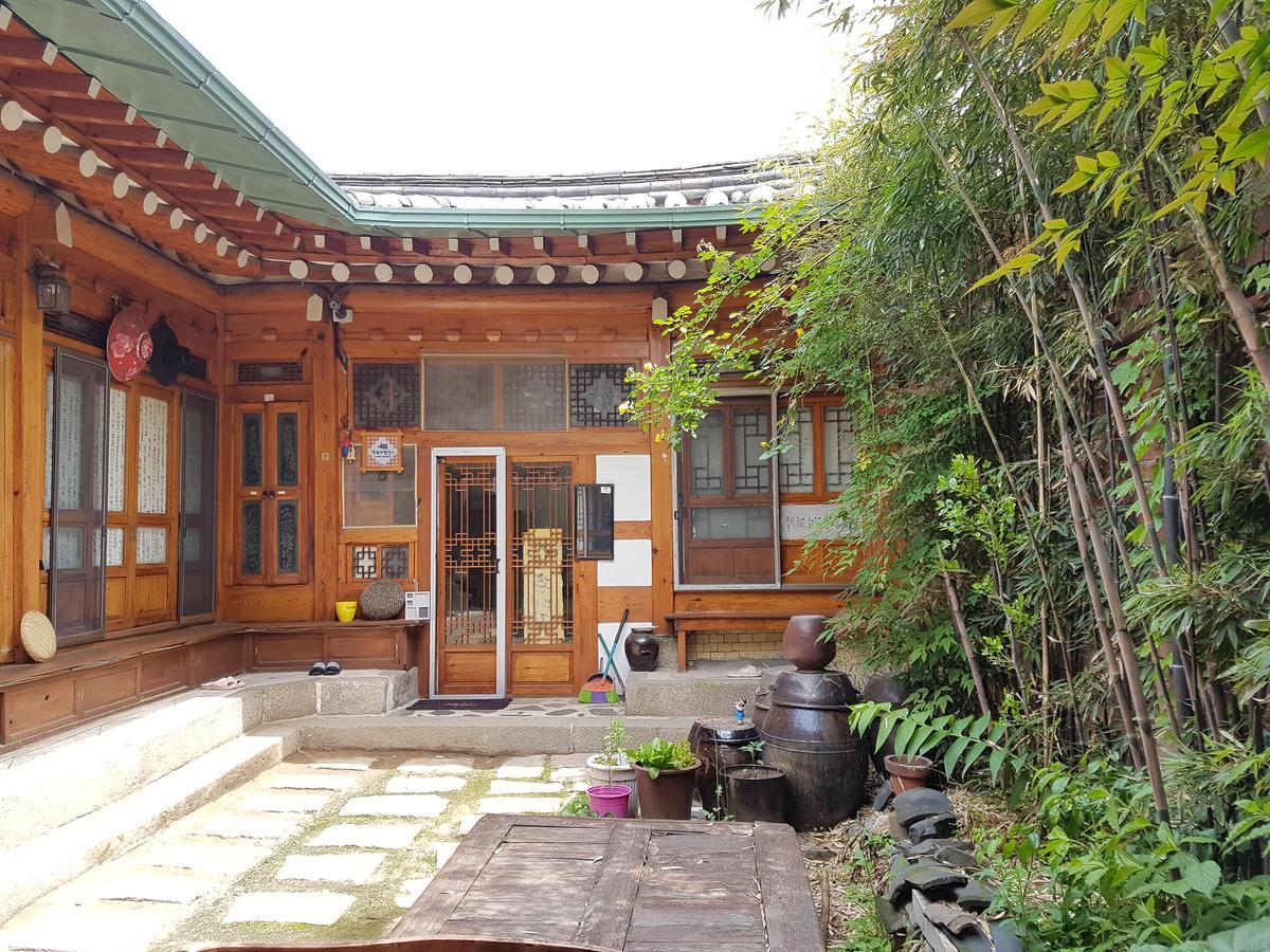 Gongsimga Hanok Guesthouse Сеул Екстер'єр фото