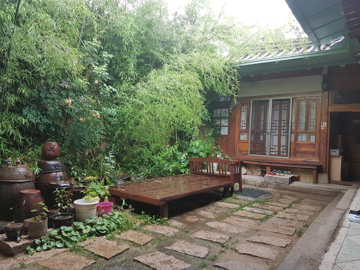 Gongsimga Hanok Guesthouse Сеул Екстер'єр фото