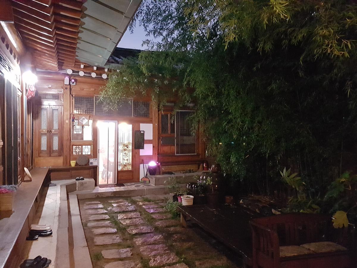 Gongsimga Hanok Guesthouse Сеул Екстер'єр фото