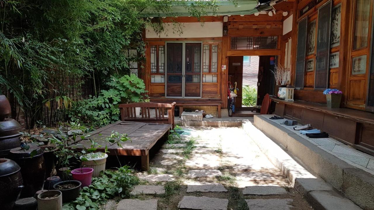 Gongsimga Hanok Guesthouse Сеул Екстер'єр фото