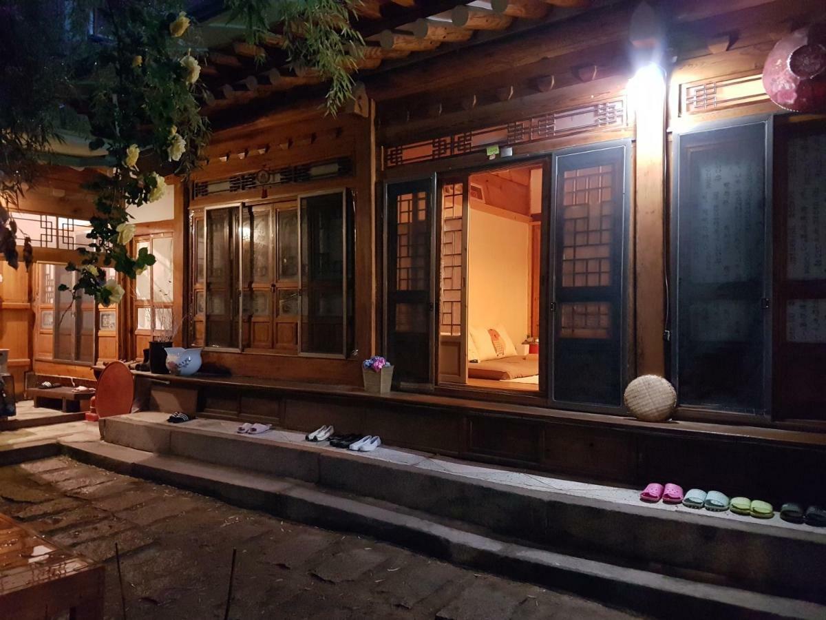 Gongsimga Hanok Guesthouse Сеул Екстер'єр фото